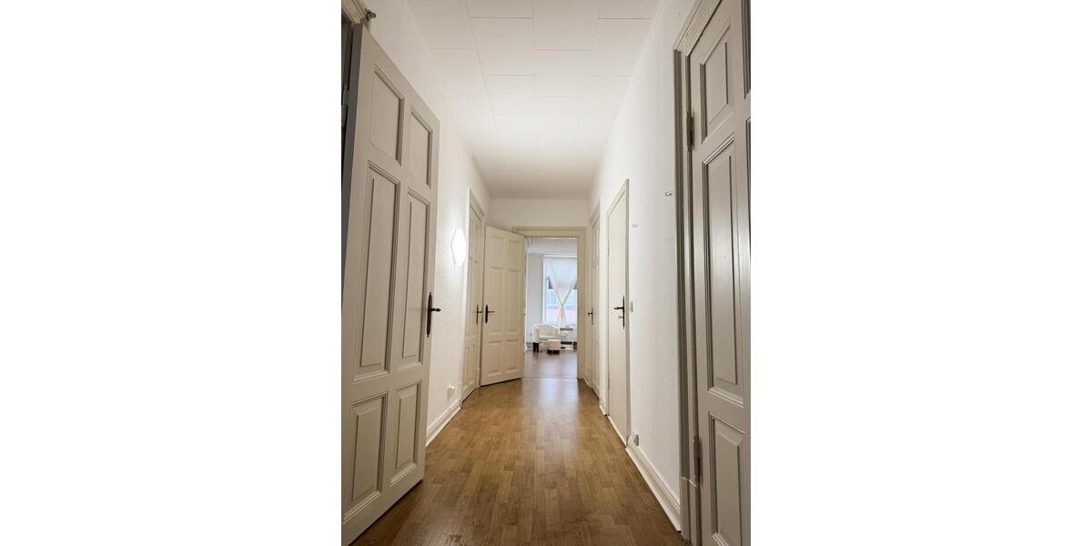 Etagenwohnung Flensburg - 4 Zimmer, 150 m&sup2;, 1.320&euro; | Angebot:25883878