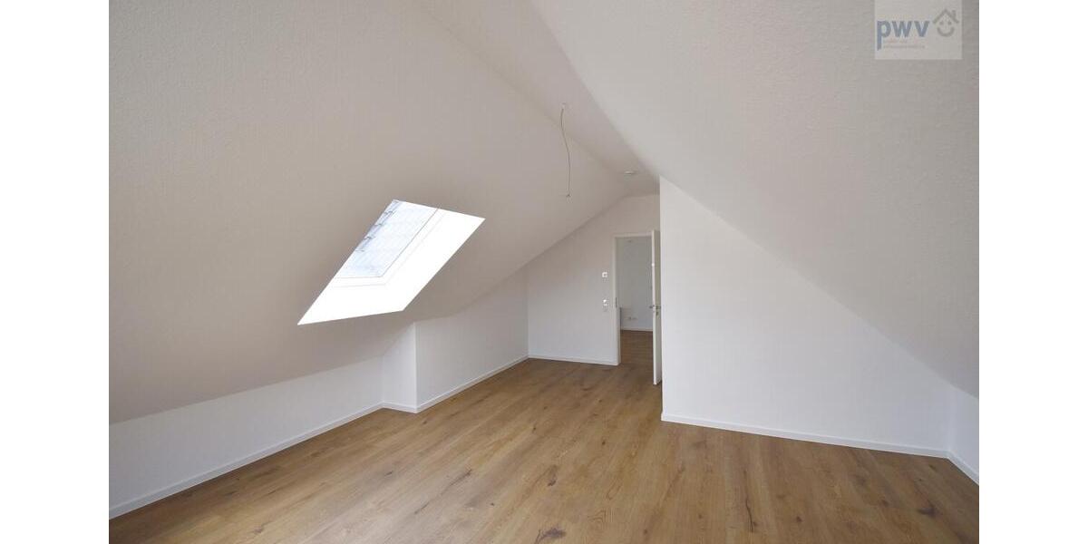 Dachgeschoßwohnung Aurich Egels und Wallinghausen - 3 Zimmer, 98 m&sup2;, 1.190&euro; | Angebot:26545442