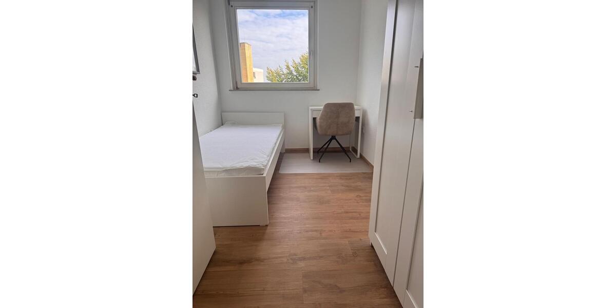 Etagenwohnung Eschborn - 1 Zimmer, 8 m&sup2;, 420&euro; | Angebot:24806190