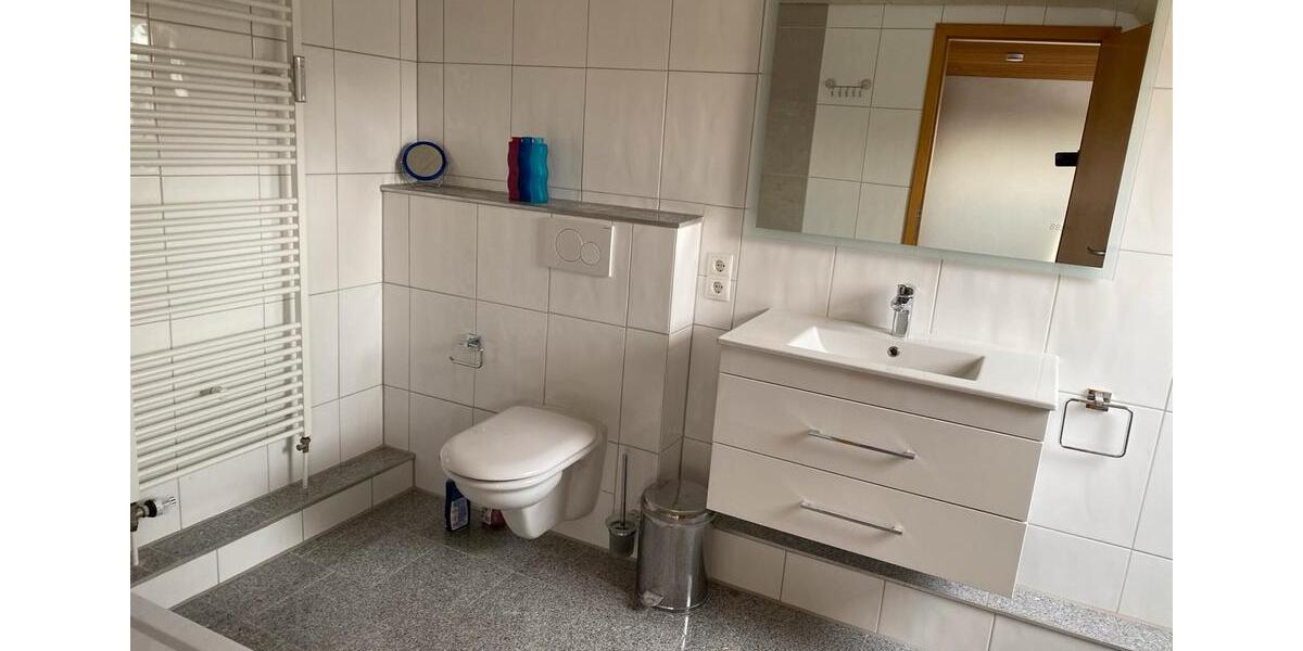 Dachgeschoßwohnung Wolfsburg Alt-Wolfsburg - 3 Zimmer, 125 m&sup2;, 990&euro; | Angebot:25343271