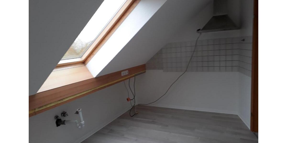 Dachgeschoßwohnung Lüdersdorf - 3 Zimmer, 66 m&sup2;, 700&euro; | Angebot:26431448