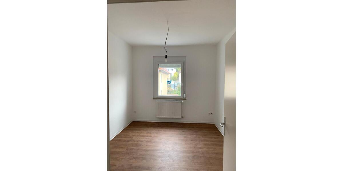 Etagenwohnung Esslingen am Neckar - 3 Zimmer, 72 m&sup2;, 764&euro; | Angebot:24977363