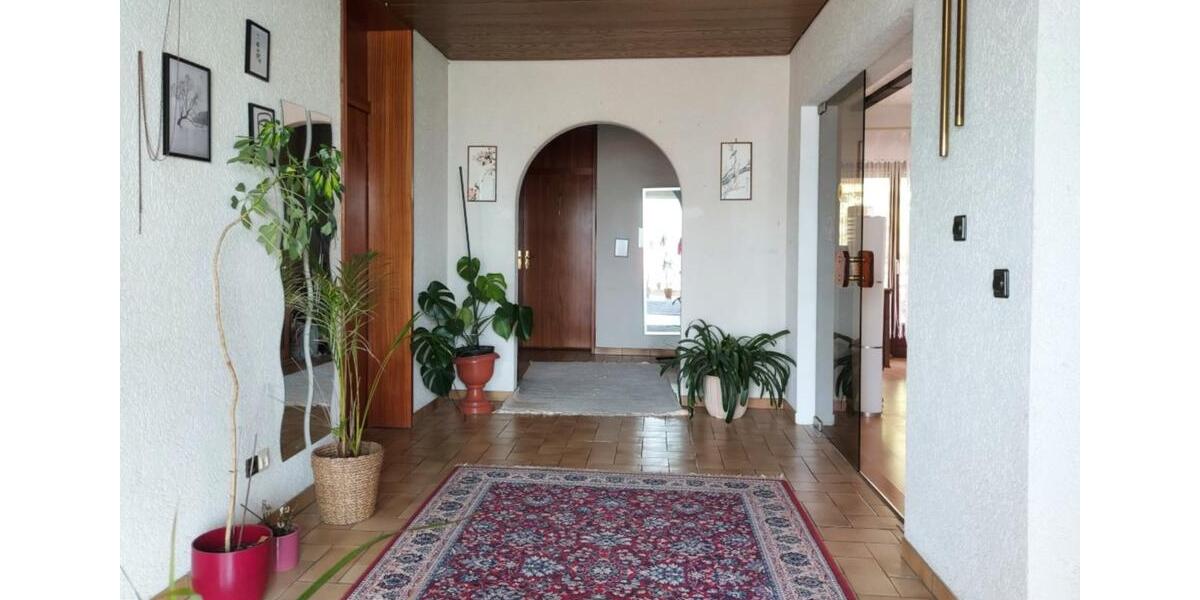 Etagenwohnung Höchberg - 1 Zimmer, 18 m&sup2;, 470&euro; | Angebot:24874152