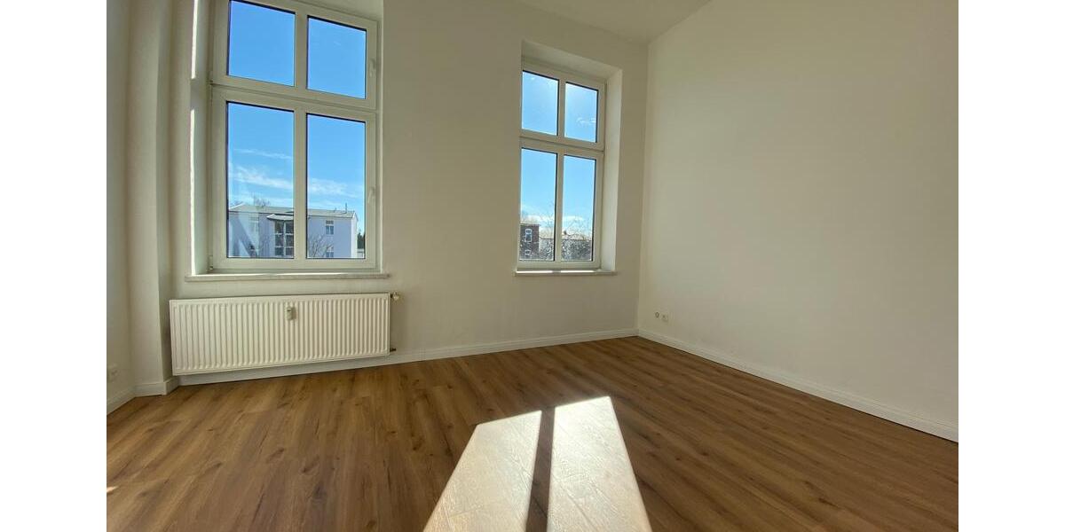 Etagenwohnung Güstrow - 4 Zimmer, 100 m&sup2;, 850&euro; | Angebot:25349003