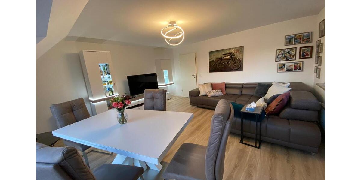 Etagenwohnung Stuttgart Bad Cannstatt - 3 Zimmer, 82 m&sup2;, 1.250&euro; | Angebot:26681918