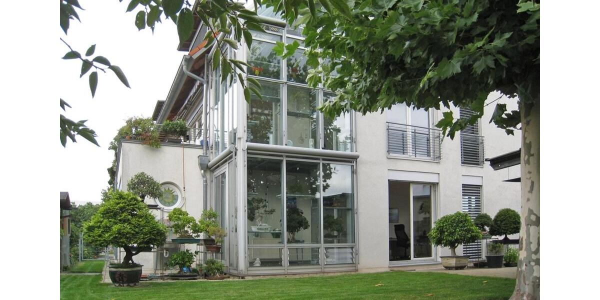 Einfamilienhaus March - 7 Zimmer, 241 m&sup2;, 2.892&euro; | Angebot:26656537