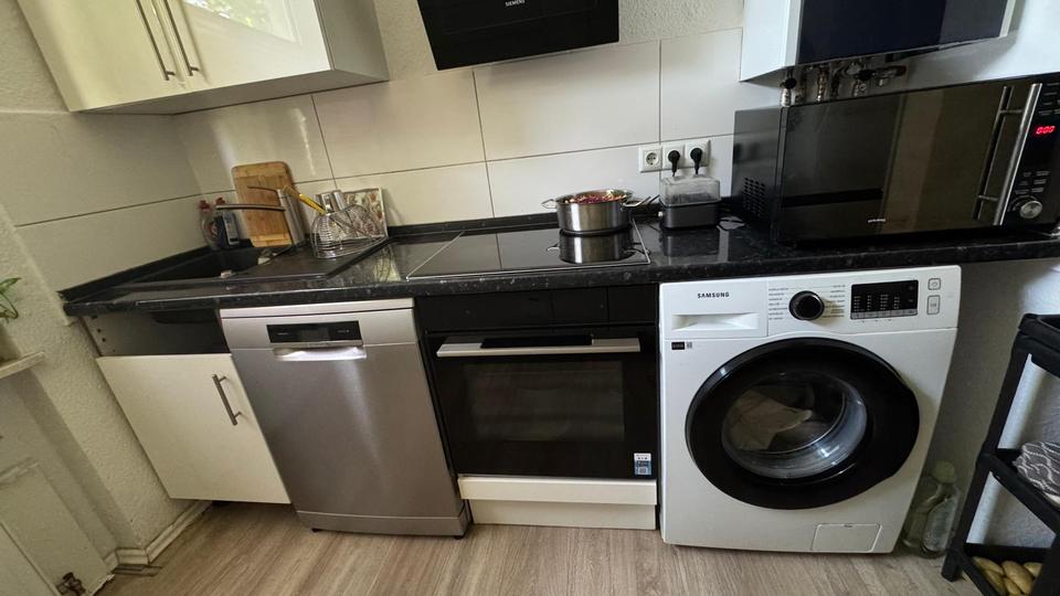 Wohnen auf Zeit Bochum Wiemelhausen - 3 Zimmer, 63 m&sup2;, 1.200&euro; | Angebot:26704088
