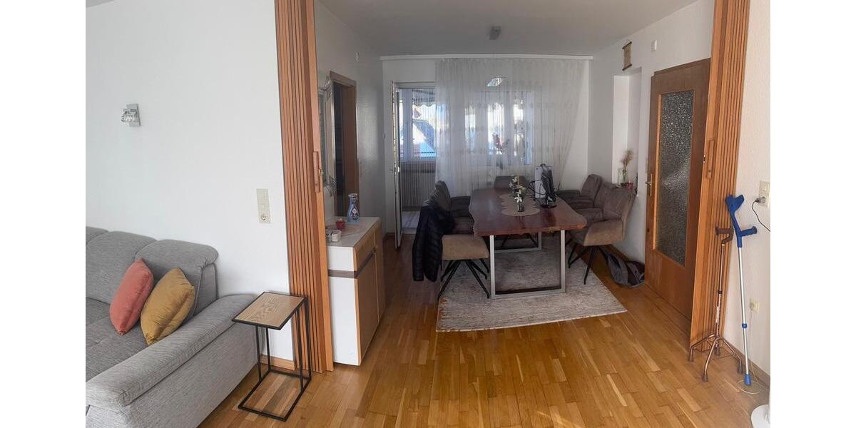 Etagenwohnung Pfungstadt - 4 Zimmer, 120 m&sup2;, 1.500&euro; | Angebot:24490385
