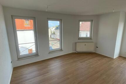 Wohnung Schönebeck (Elbe) - 2 Zimmer, 60 m&sup2;, 360&euro; | Angebot:26300195