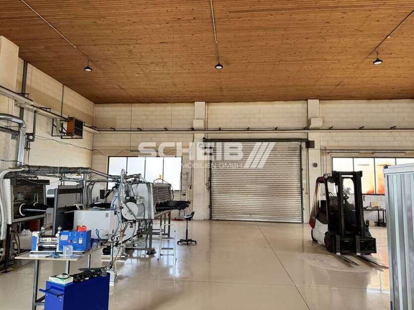 Halle in Wolpertshausen 2.401,60 € 632 m²
