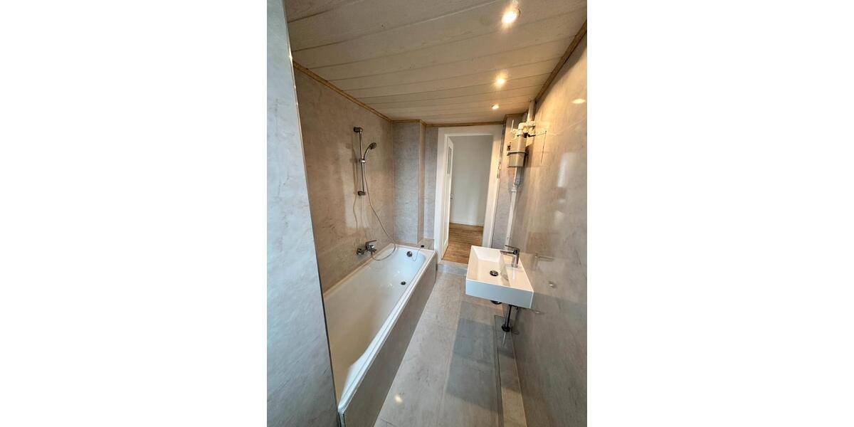 Etagenwohnung Hannover Vahrenwald-List - 1 Zimmer, 19 m&sup2;, 490&euro; | Angebot:26019400