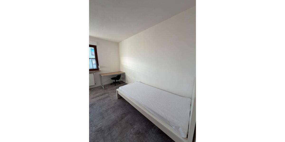 Wohnen auf Zeit Friedrichshafen Allmannsweiler - 6 Zimmer, 160 m&sup2;, 630&euro; | Angebot:26335278