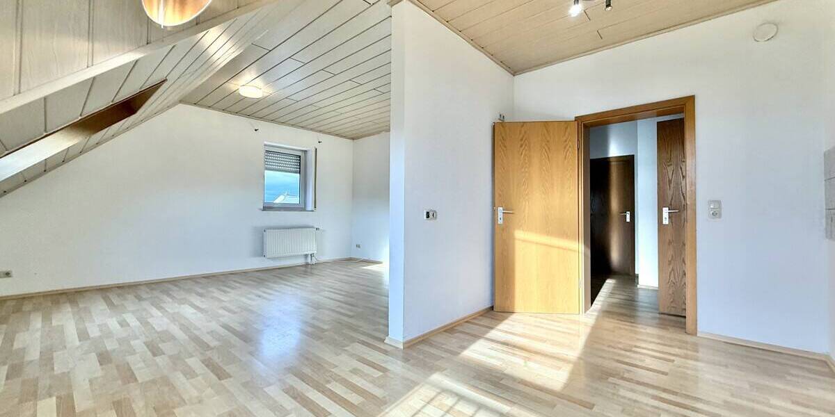 Etagenwohnung Thalmassing - 2 Zimmer, 67 m&sup2;, 540&euro; | Angebot:25940251