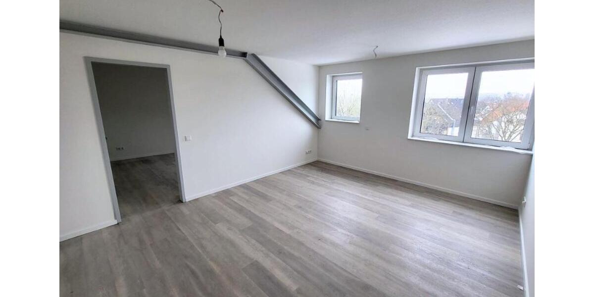 Dachgeschoßwohnung Steinheim - 2 Zimmer, 70 m&sup2;, 695&euro; | Angebot:25900425