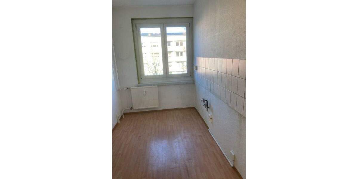 Etagenwohnung Görlitz Weinhübel - 4 Zimmer, 68 m&sup2;, 410&euro; | Angebot:25800664