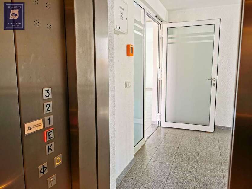 Penthousewohnung mit großer Dachterrasse am Opernplatz 4 zimmer