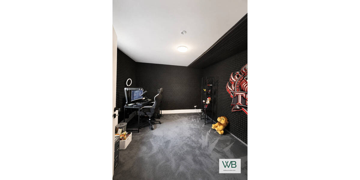 Etagenwohnung Helmstedt - 5 Zimmer, 119 m&sup2;, 990&euro; | Angebot:26758869