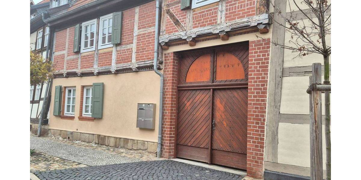 Etagenwohnung Quedlinburg - 5 Zimmer, 150 m&sup2;, 750&euro; | Angebot:26389250