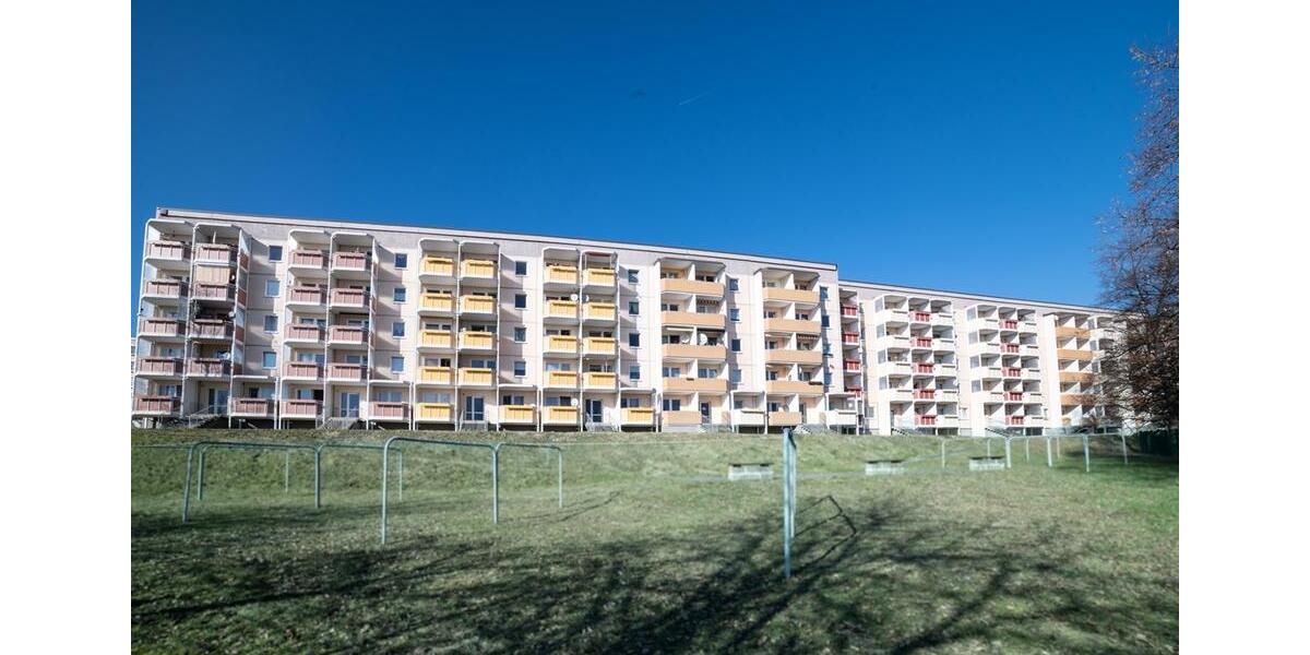 Etagenwohnung Oelsnitz (Vogtland) - 3 Zimmer, 68 m&sup2;, 410&euro; | Angebot:24511834