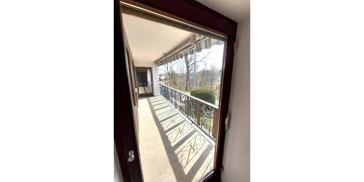 Etagenwohnung Essenbach - Mirskofen Mirskofen - 4 Zimmer, 107 m&sup2;, 1.150&euro; | Angebot:26218207