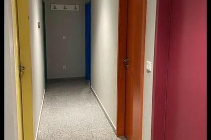 Wohnung Wörrstadt - 7 Zimmer, 136 m&sup2;, 470&euro; | Angebot:26545199