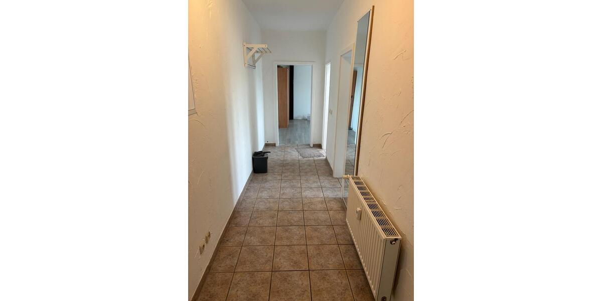 Dachgeschoßwohnung Dessau-Roßlau Brambach - 3 Zimmer, 80 m&sup2;, 480&euro; | Angebot:25349513