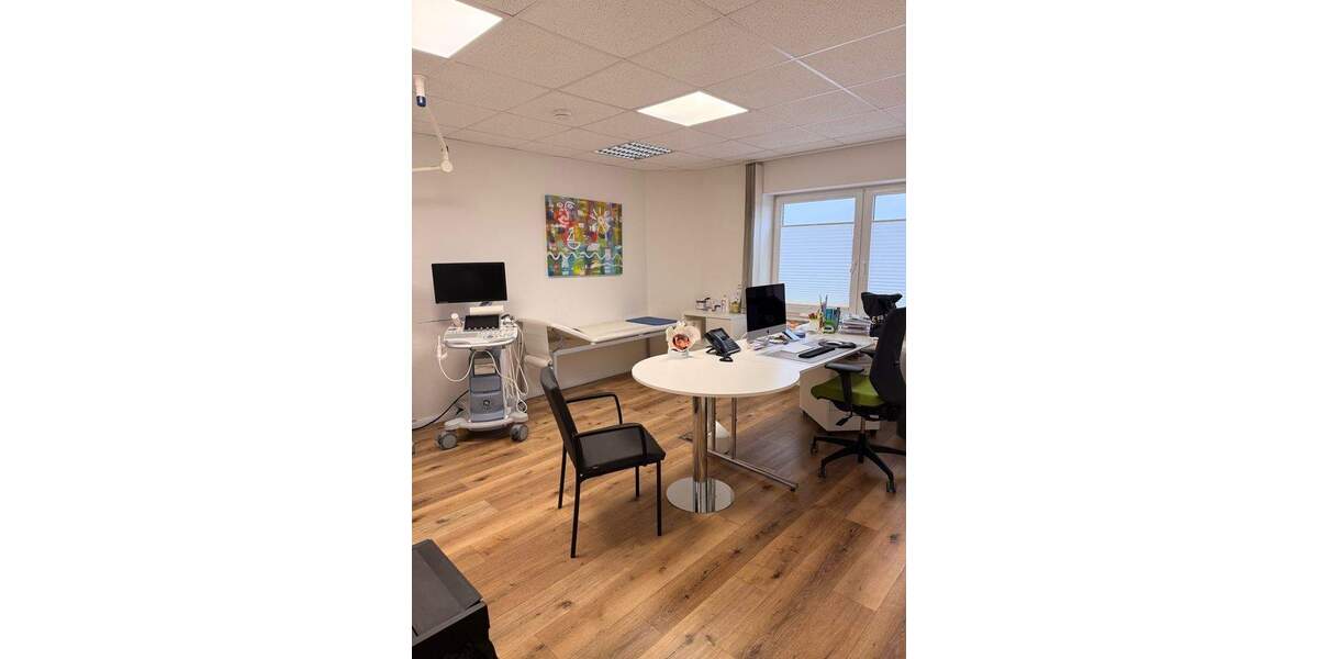 Gewerbeobjekt Südbrookmerland / Moordorf Moordorf - 5 Zimmer, 1.500&euro; | Angebot:25695439