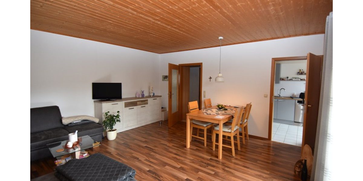 Etagenwohnung Kirchzell - 3 Zimmer, 88 m&sup2;, 590&euro; | Angebot:27178890