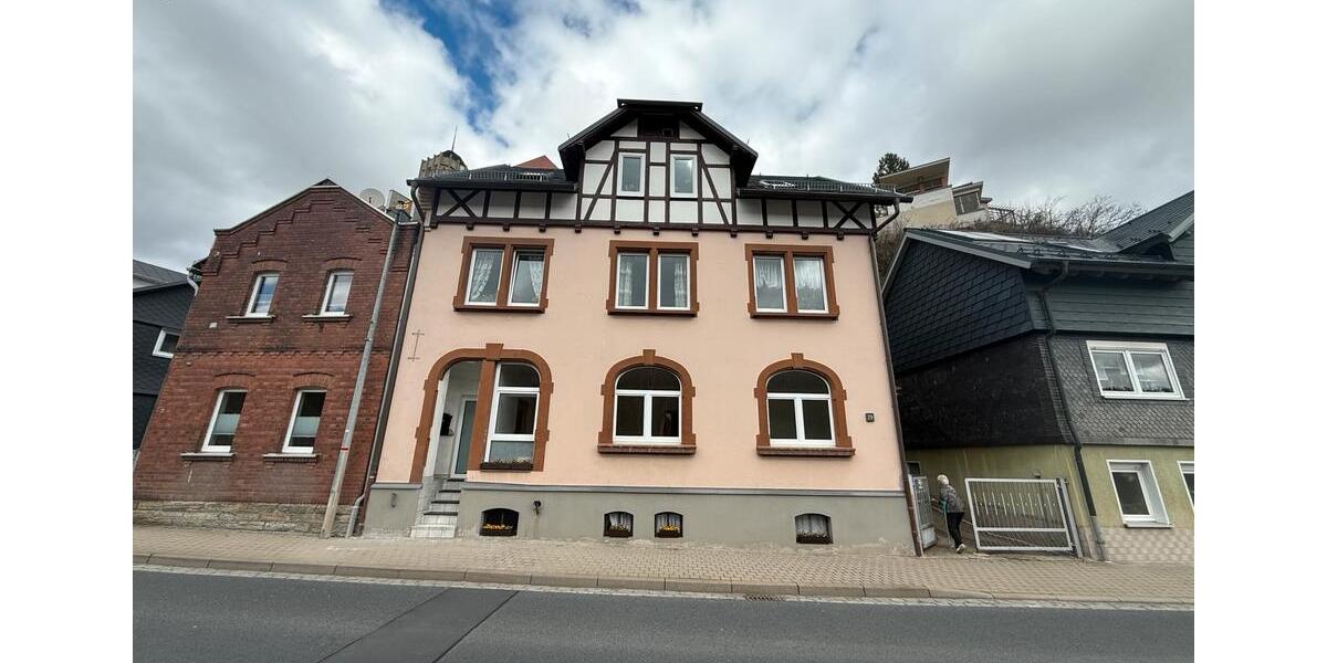 Hochparterre Probstzella - 2 Zimmer, 52 m&sup2;, 250&euro; | Angebot:25962236