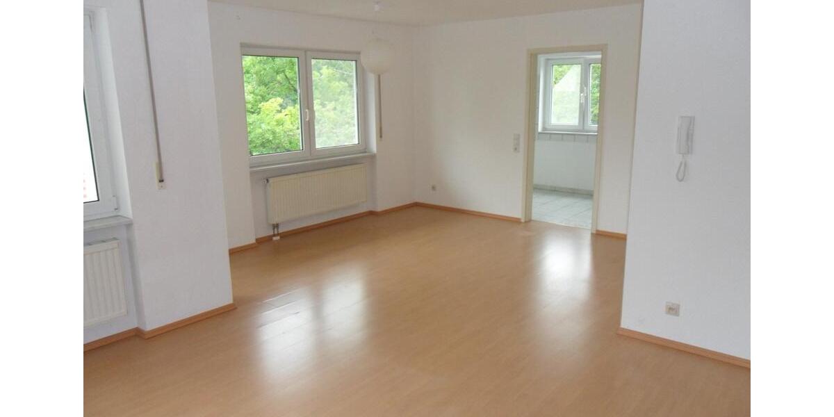 3-Zimmerwohnung mit Balkon und Gäste WC 3 zimmer