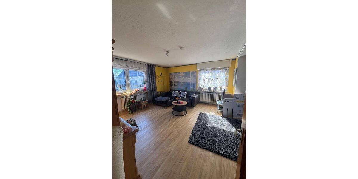 Etagenwohnung Krefeld Oppum - 2 Zimmer, 89 m&sup2;, 900&euro; | Angebot:26244926