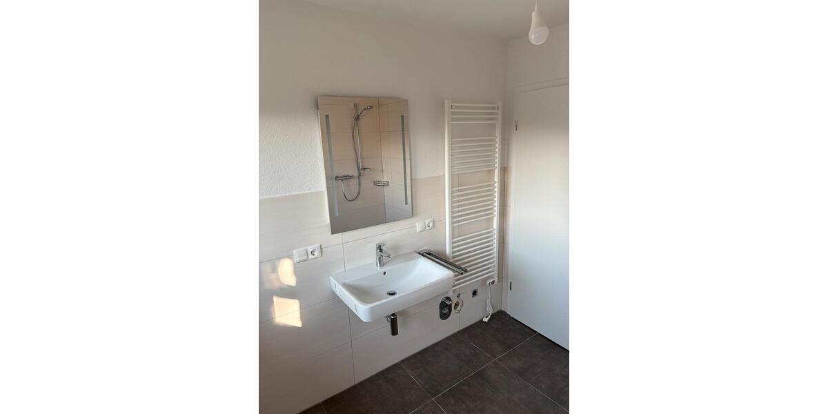 Dachgeschoßwohnung Holdorf - 3 Zimmer, 120 m&sup2;, 1.100&euro; | Angebot:25085242