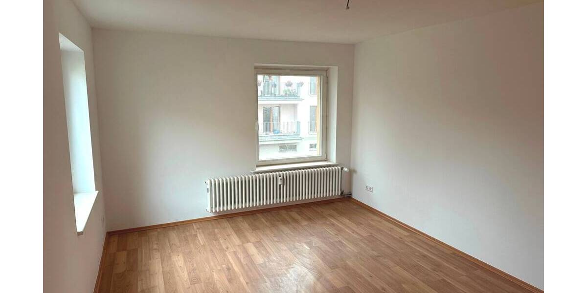 Etagenwohnung Berlin Friedrichshagen - 4 Zimmer, 169 m&sup2;, 2.500&euro; | Angebot:26725190