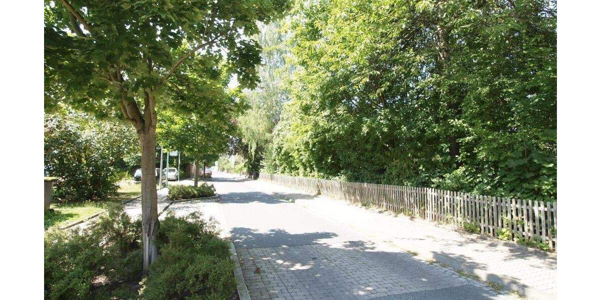 Etagenwohnung Flöha - 3 Zimmer, 61 m&sup2;, 390&euro; | Angebot:25741256