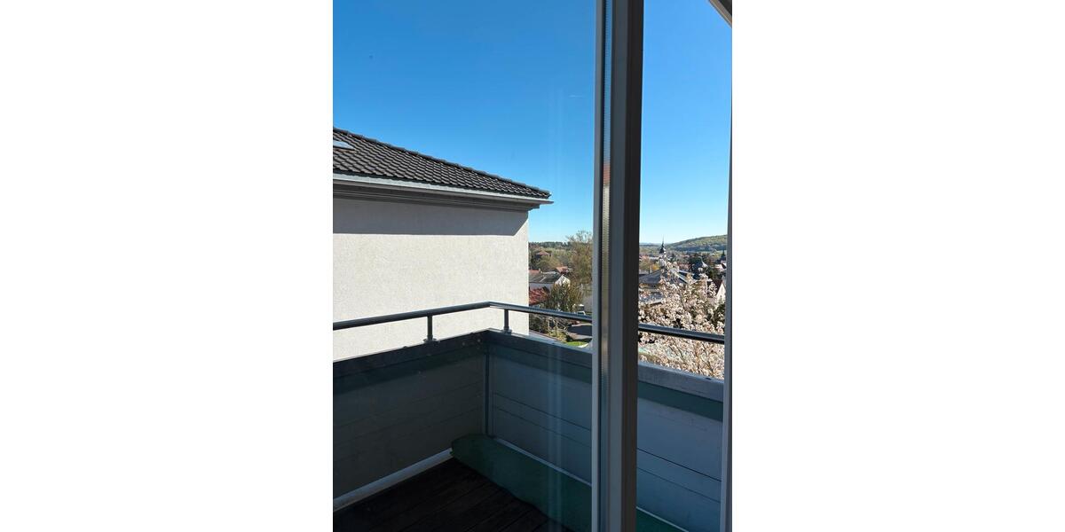 Hochparterre Friedrichroda - 2 Zimmer, 67 m&sup2;, 580&euro; | Angebot:26634653
