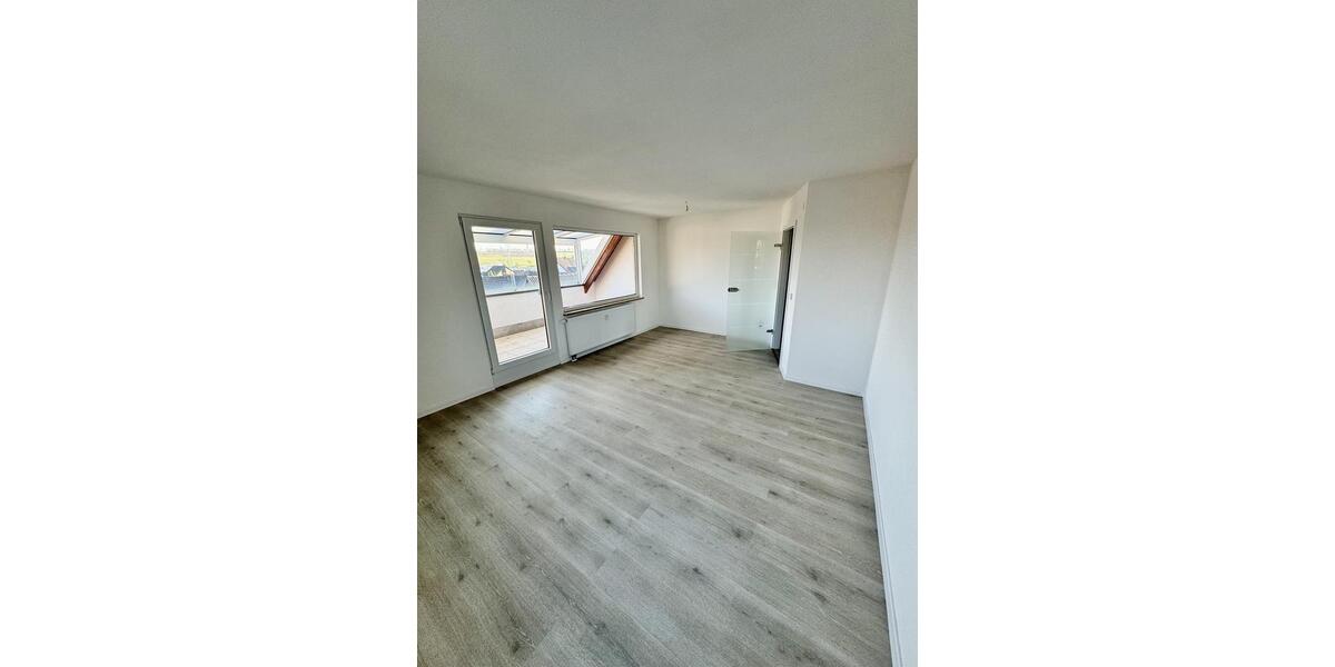 Maisonettenwohnung Zschopau - 3.5 Zimmer, 102 m&sup2;, 890&euro; | Angebot:26048216