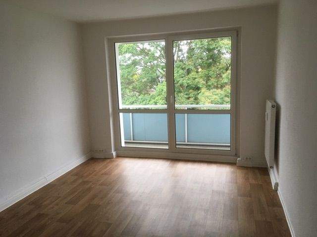 Etagenwohnung Lutherstadt Eisleben - 3 Zimmer, 59 m&sup2;, 384&euro; | Angebot:25739847