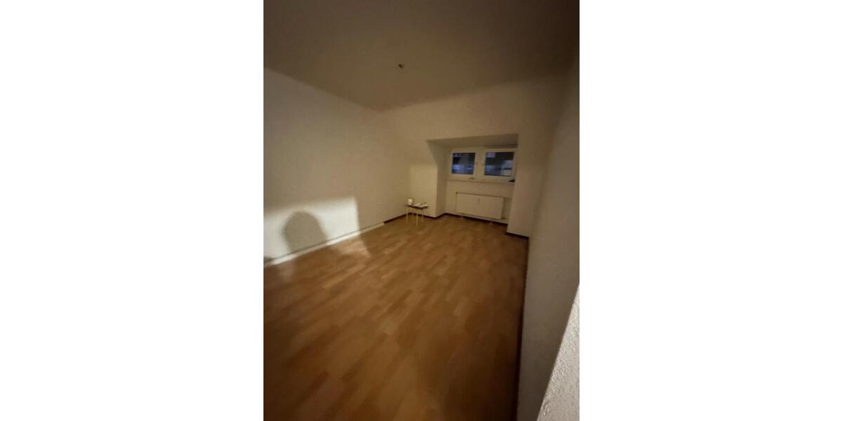 Dachgeschoßwohnung Köln Chorweiler - 1 Zimmer, 25 m&sup2;, 800&euro; | Angebot:25067671