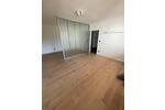 Helle 2 Zimmer Wohnung im Erdgeschoss mit Garten
