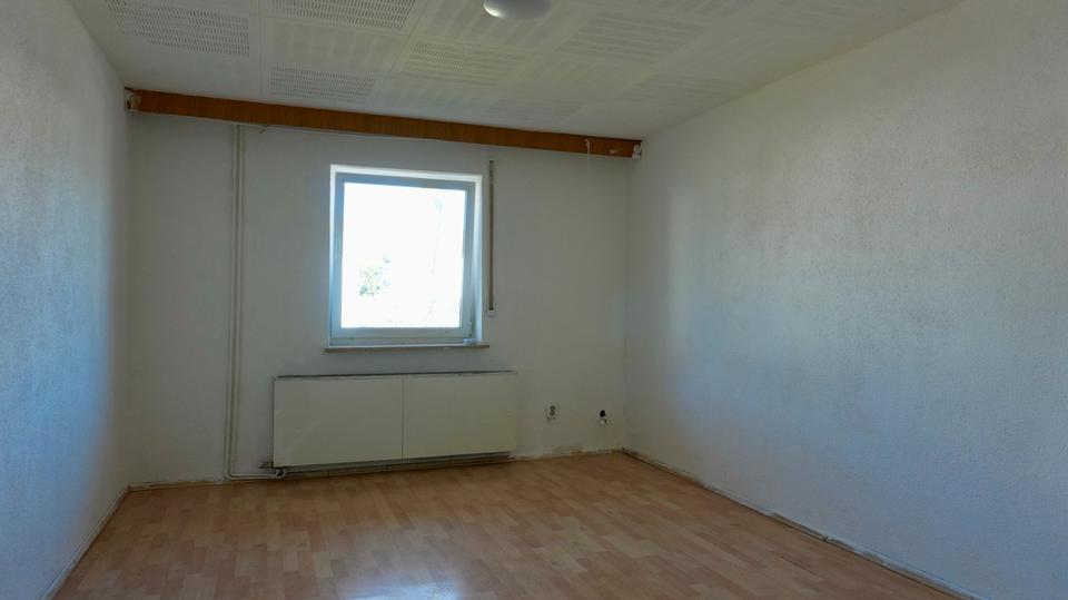 Erdgeschoßwohnung Nidda - 3 Zimmer, 99 m&sup2;, 1.100&euro; | Angebot:26130138