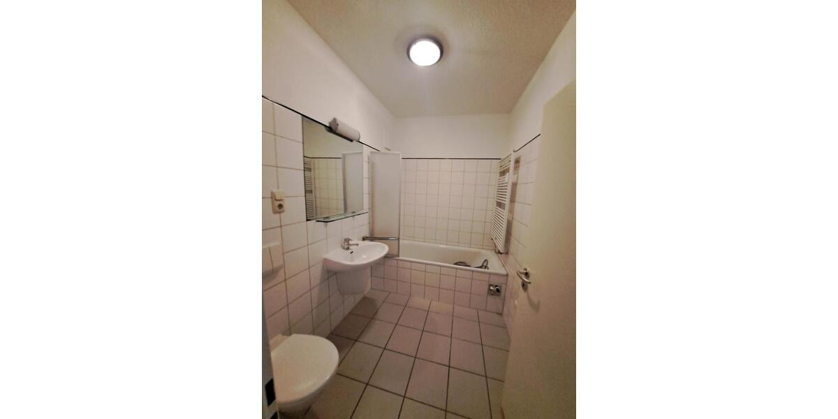 Erdgeschoßwohnung Schwerin Friedrichsthal - 2 Zimmer, 61 m&sup2;, 640&euro; | Angebot:24977637