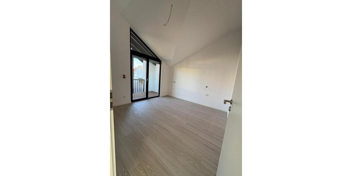 Einfamilienhaus Wunsiedel - 5 Zimmer, 155 m&sup2;, 1.550&euro; | Angebot:24478086