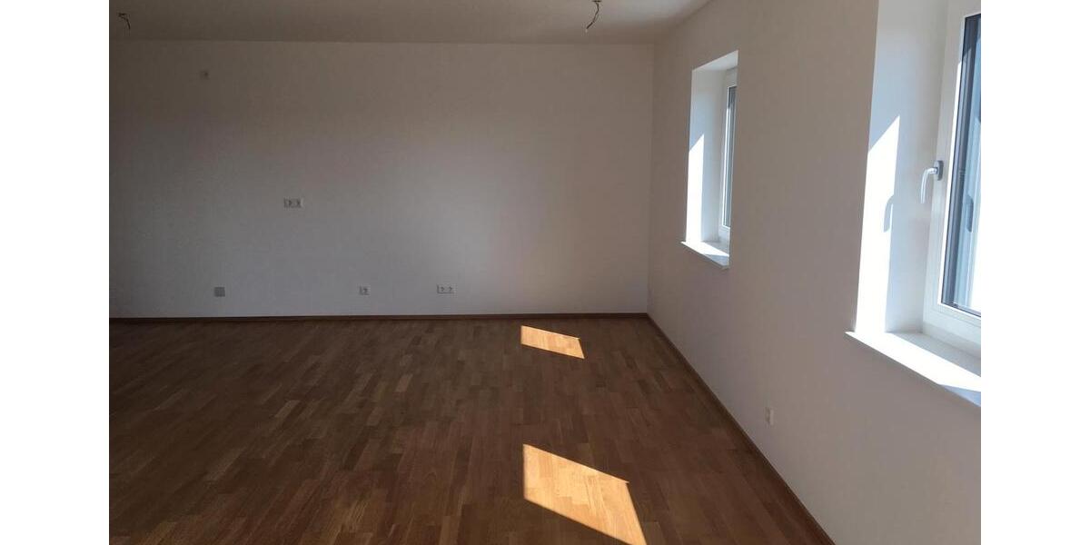 Etagenwohnung Mühldorf am Inn - 3 Zimmer, 85 m&sup2;, 1.065&euro; | Angebot:26119780