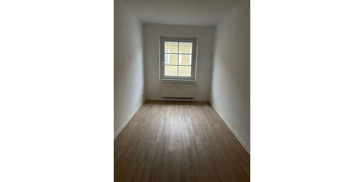 Etagenwohnung Strehla - 5 Zimmer, 93 m&sup2;, 610&euro; | Angebot:25688436