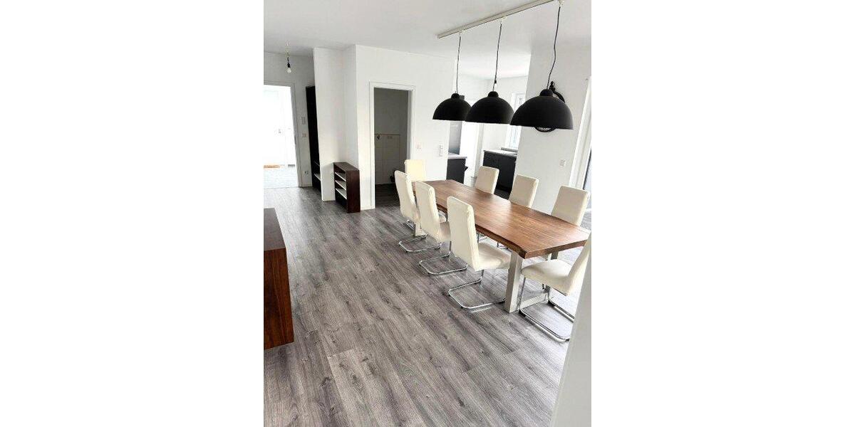 Etagenwohnung Leun - 3 Zimmer, 94 m&sup2;, 990&euro; | Angebot:26598374