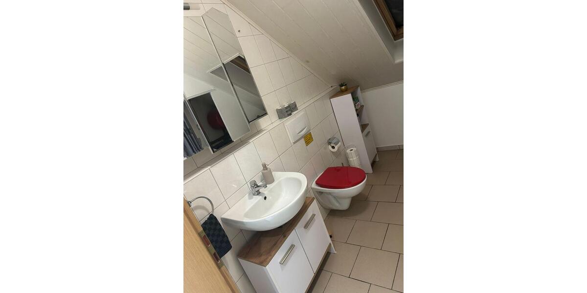 Dachgeschoßwohnung Westoverledingen - 3 Zimmer, 75 m&sup2;, 580&euro; | Angebot:26697605