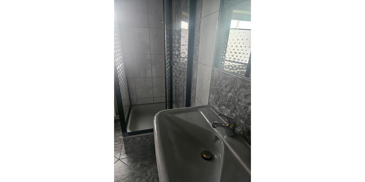 Dachgeschoßwohnung Windeck - 3 Zimmer, 85 m&sup2;, 980&euro; | Angebot:26044654