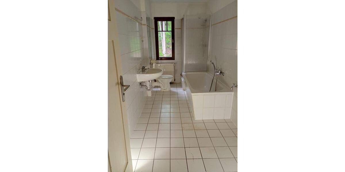 Etagenwohnung Meiningen - 3 Zimmer, 105 m&sup2;, 695&euro; | Angebot:26663868