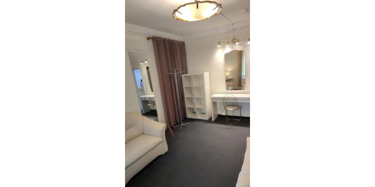 Wohnen auf Zeit Köln Mülheim - 3 Zimmer, 25 m&sup2;, 650&euro; | Angebot:25649811