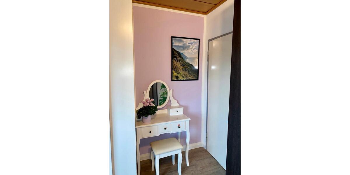 Dachgeschoßwohnung Wolfsburg - 3 Zimmer, 69 m&sup2;, 839&euro; | Angebot:24652448